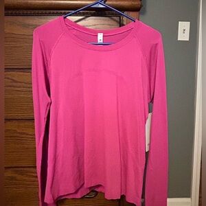 Lululemon Swiftly Tech Long Sleeve 2.0